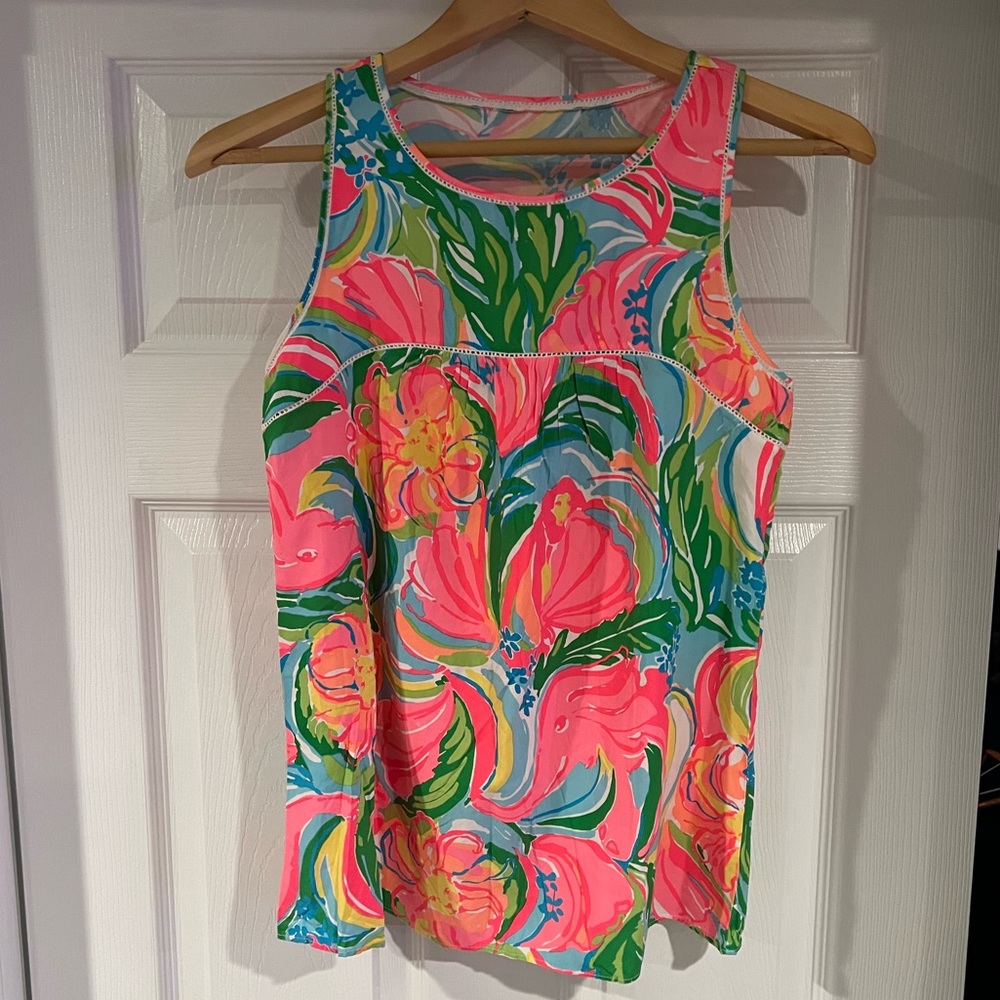 Lilly Pulitzer neon elephant 🐘 print top